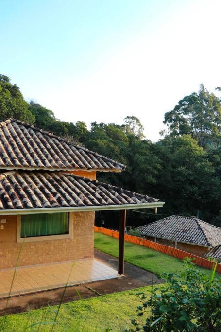 Recanto Dos Beija Flores, Chale Lantana B Monte Alegre do Sul Exterior photo